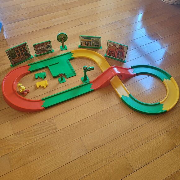 Vtg Hasbro Sesame Street Around Town Roadway City Track Big Bird 1983 Preschool - Picture 1 of 13
